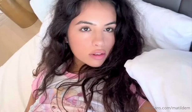 Latina Wakes Up Horny